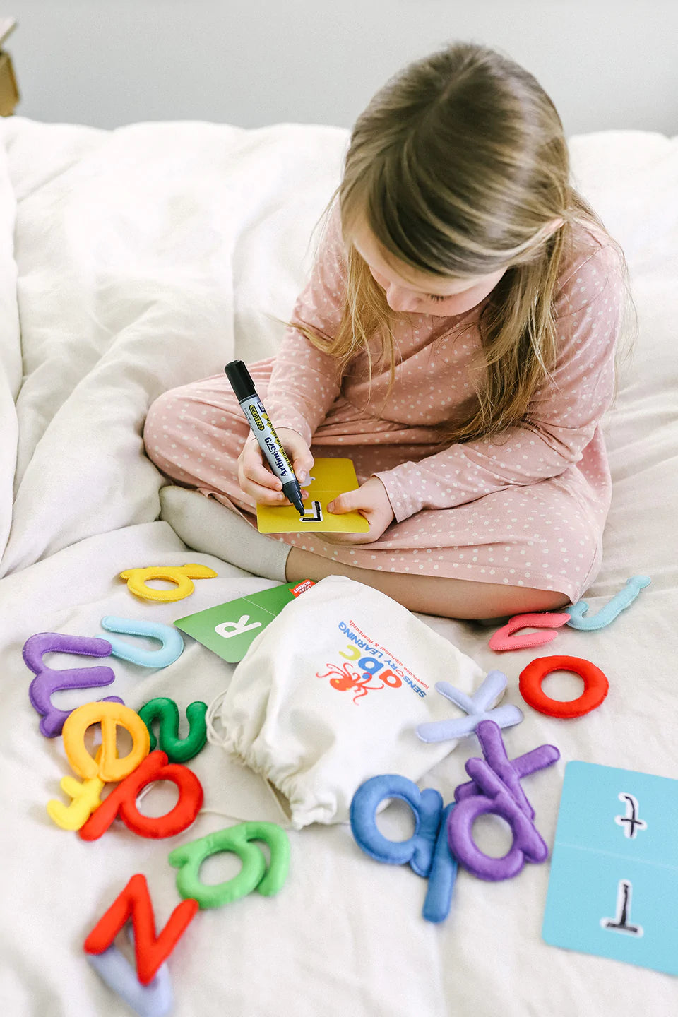 abc lowercase felt alphabet & flashcards